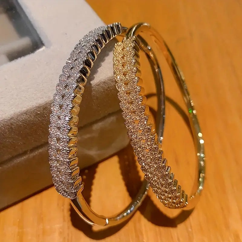 Damen-Armband mit Blatt-Design