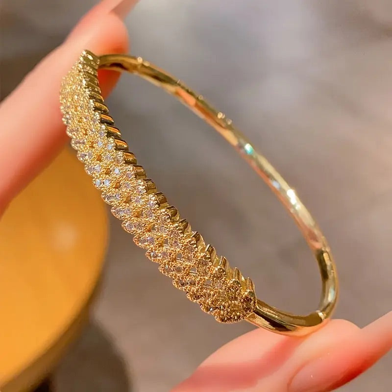 Damen-Armband mit Blatt-Design